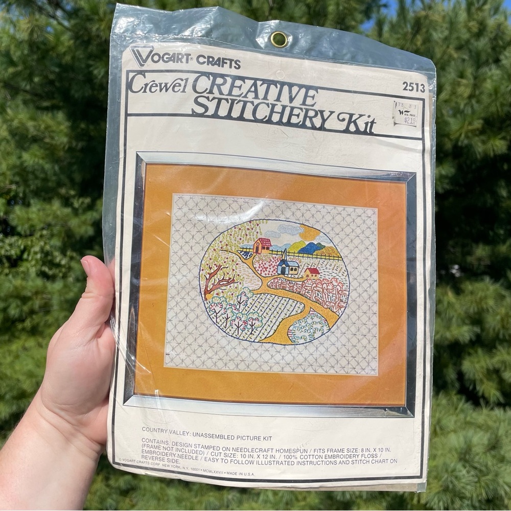 Vintage 1977 Embroidery Creative Stitchery Kit “Country Valley”